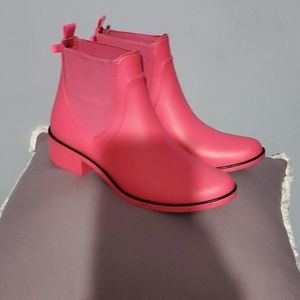 rain boots